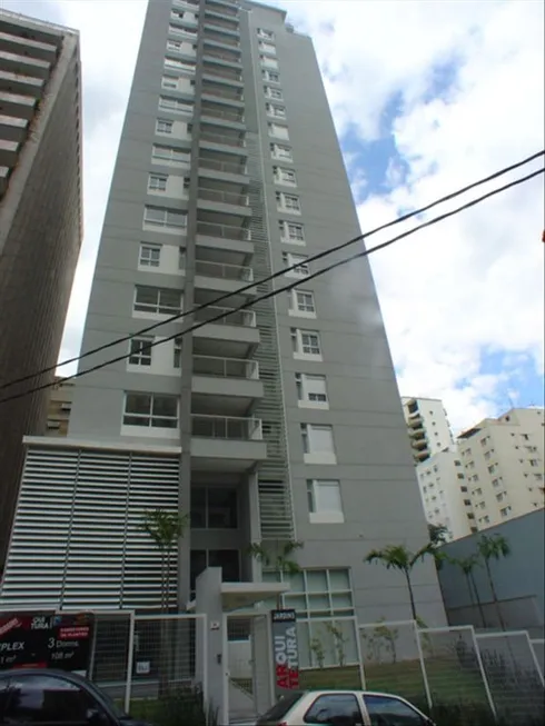 Foto 1 de Apartamento com 3 Quartos à venda, 241m² em Jardim Paulistano, São Paulo