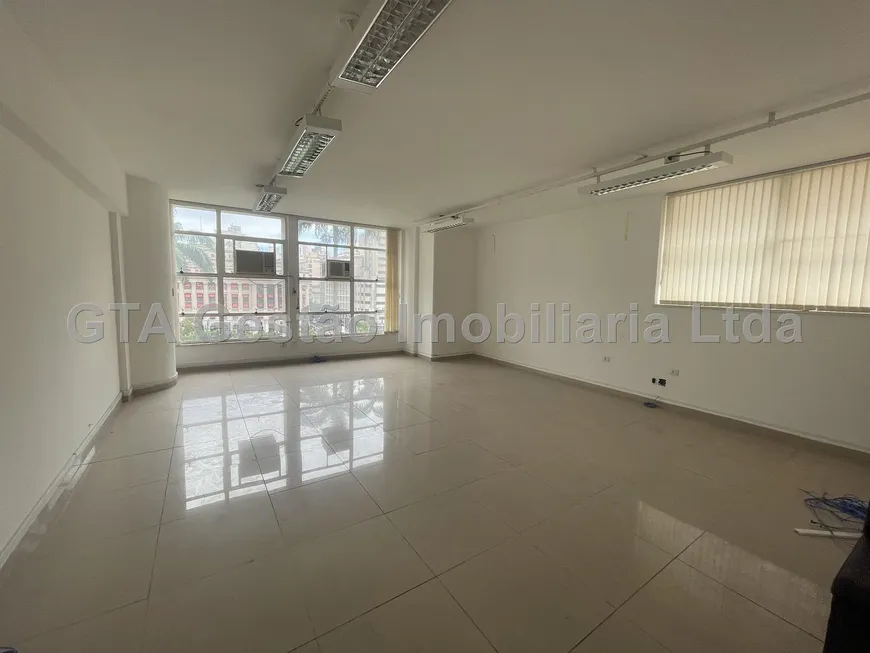 Foto 1 de Sala Comercial para alugar, 69m² em Centro, São Paulo