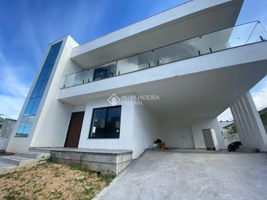 Foto 1 de Casa de Condomínio com 4 Quartos à venda, 385m² em Ingleses do Rio Vermelho, Florianópolis