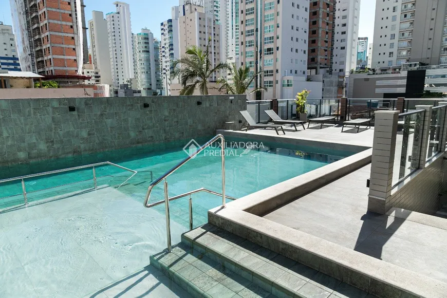 Foto 1 de Apartamento com 1 Quarto à venda, 51m² em Centro, Balneário Camboriú