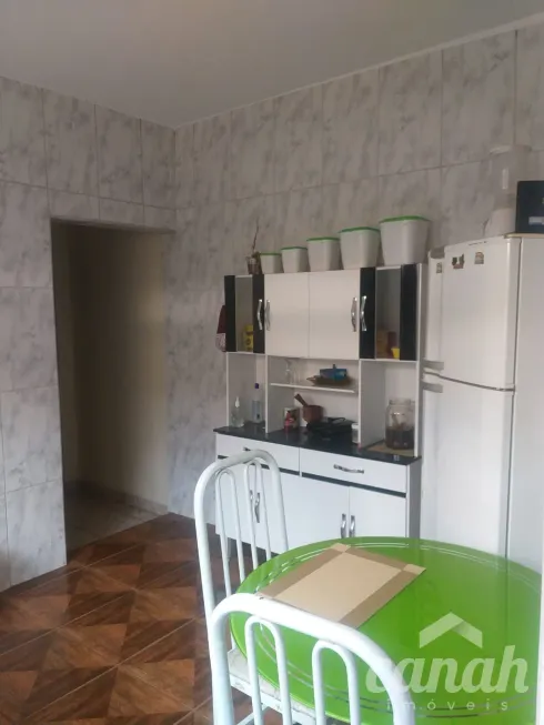 Foto 1 de Casa com 2 Quartos à venda, 59m² em Vila Tibério, Ribeirão Preto