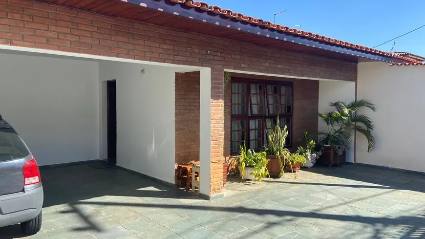 Foto 1 de Casa com 3 Quartos à venda, 250m² em Jardim Goncalves, Sorocaba