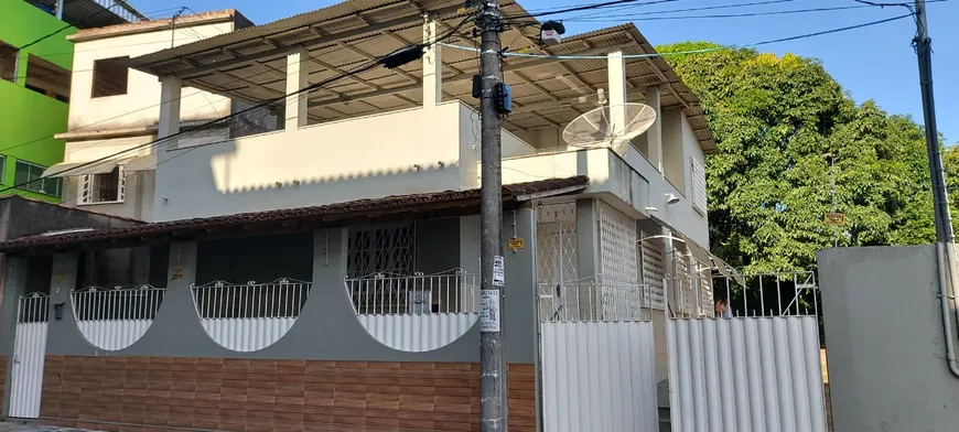 Foto 1 de Casa com 5 Quartos à venda, 170m² em Tucúm, Cariacica