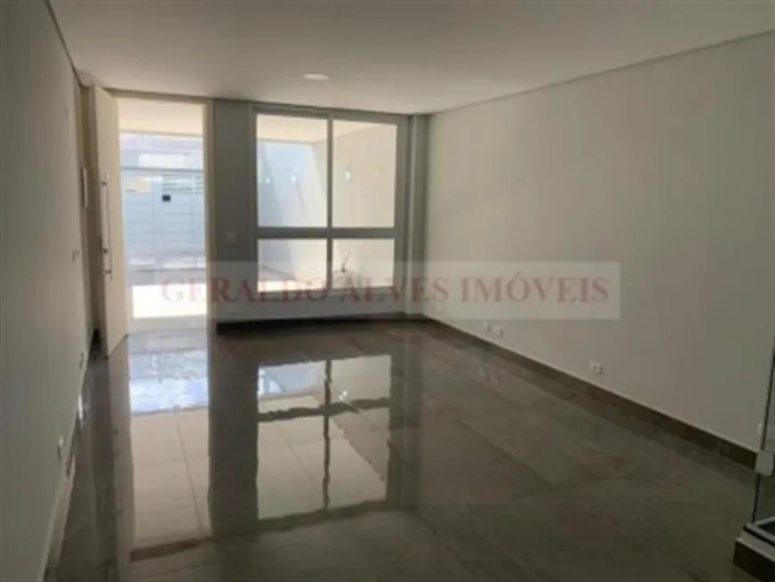 Foto 1 de Sobrado com 4 Quartos à venda, 166m² em Vila Gumercindo, São Paulo