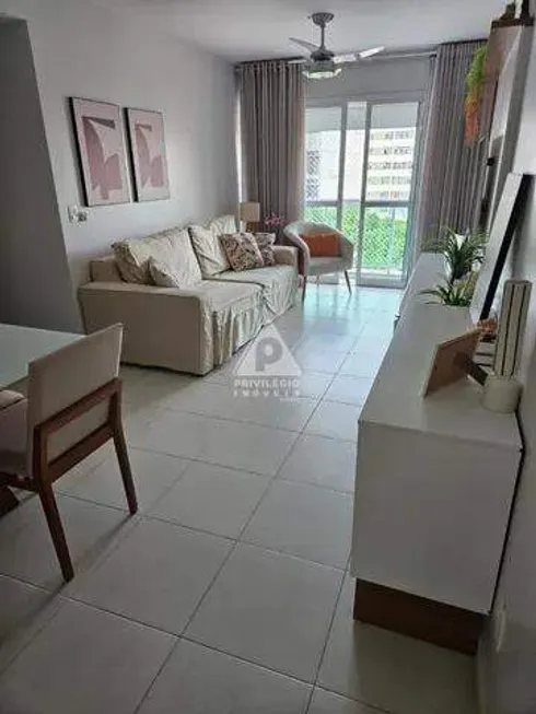 Foto 1 de Apartamento com 3 Quartos à venda, 75m² em Tijuca, Rio de Janeiro