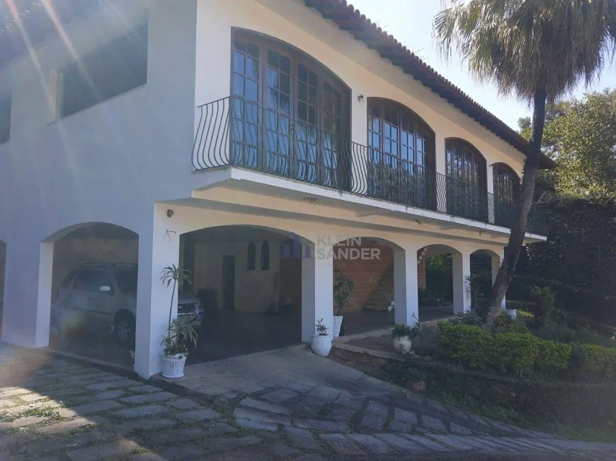 Foto 1 de Casa com 3 Quartos à venda, 254m² em Parque São Clemente, Nova Friburgo