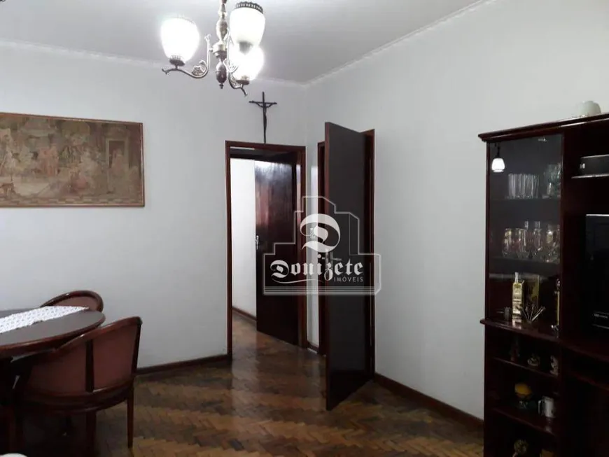 Foto 1 de Sobrado com 3 Quartos à venda, 202m² em Vila Assuncao, Santo André