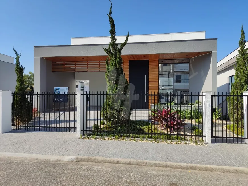 Foto 1 de Casa com 3 Quartos à venda, 216m² em Cidade Universitaria Pedra Branca, Palhoça