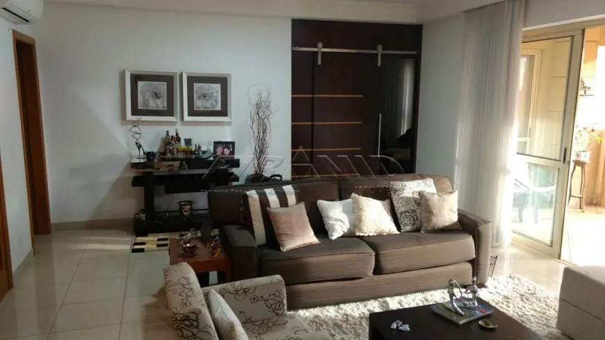 Foto 1 de Apartamento com 4 Quartos à venda, 229m² em Jardim Irajá, Ribeirão Preto
