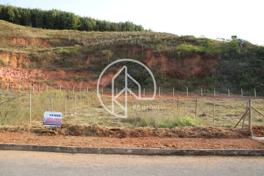 Foto 1 de Lote/Terreno à venda, 300m² em Filgueiras, Juiz de Fora