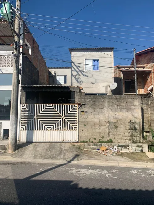 Foto 1 de Casa com 3 Quartos à venda, 100m² em Primeiro de Maio, Jacareí