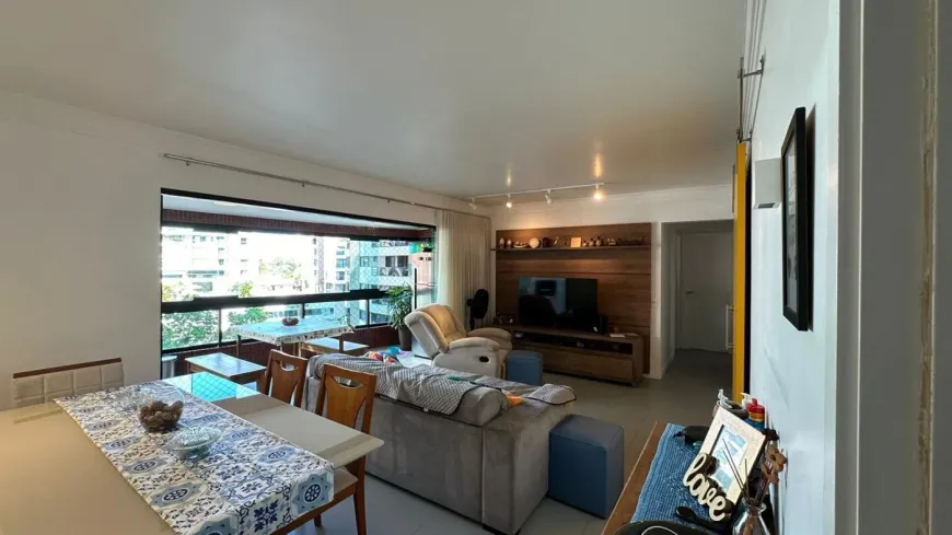 Foto 1 de Apartamento com 3 Quartos à venda, 113m² em Alphaville I, Salvador