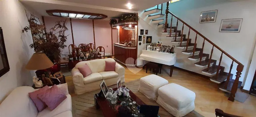 Foto 1 de Casa com 4 Quartos à venda, 420m² em Tijuca, Rio de Janeiro