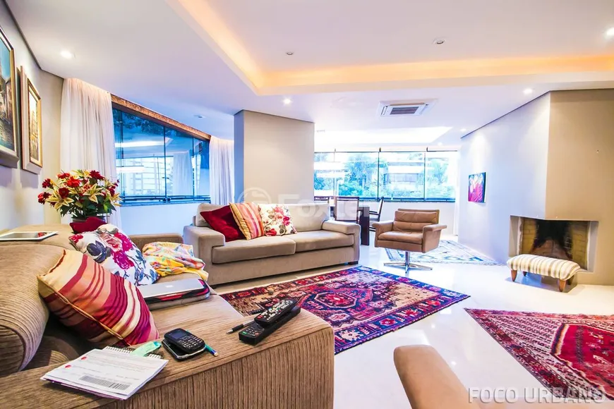 Foto 1 de Apartamento com 3 Quartos à venda, 140m² em Bela Vista, Porto Alegre