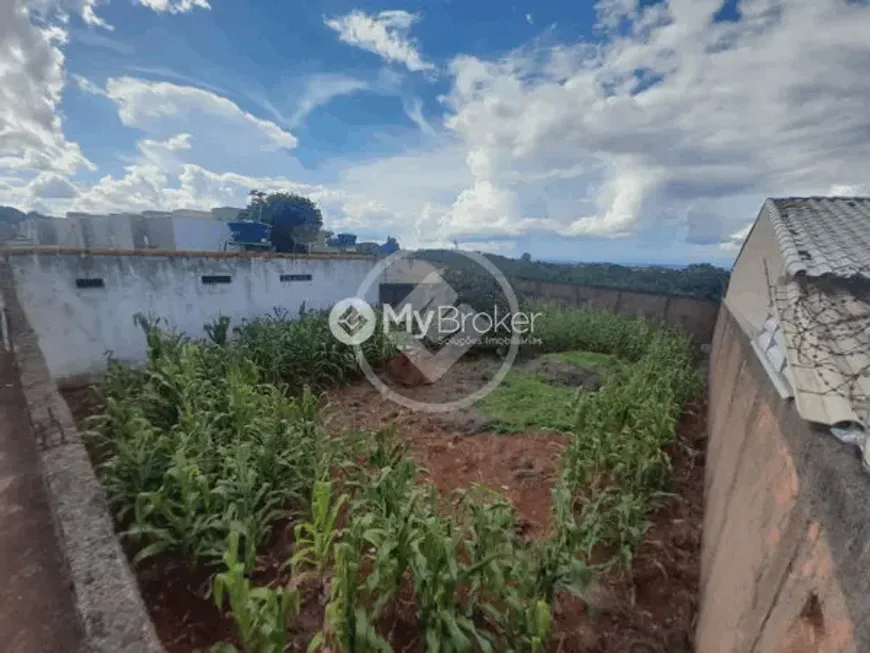 Foto 1 de Lote/Terreno à venda, 251m² em Jardim Ipanema, Uberlândia