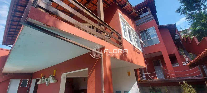 Foto 1 de Casa de Condomínio com 4 Quartos à venda, 350m² em Piratininga, Niterói