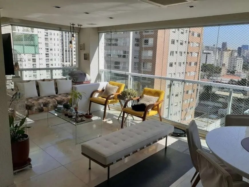 Foto 1 de Apartamento com 3 Quartos à venda, 173m² em Moema, São Paulo