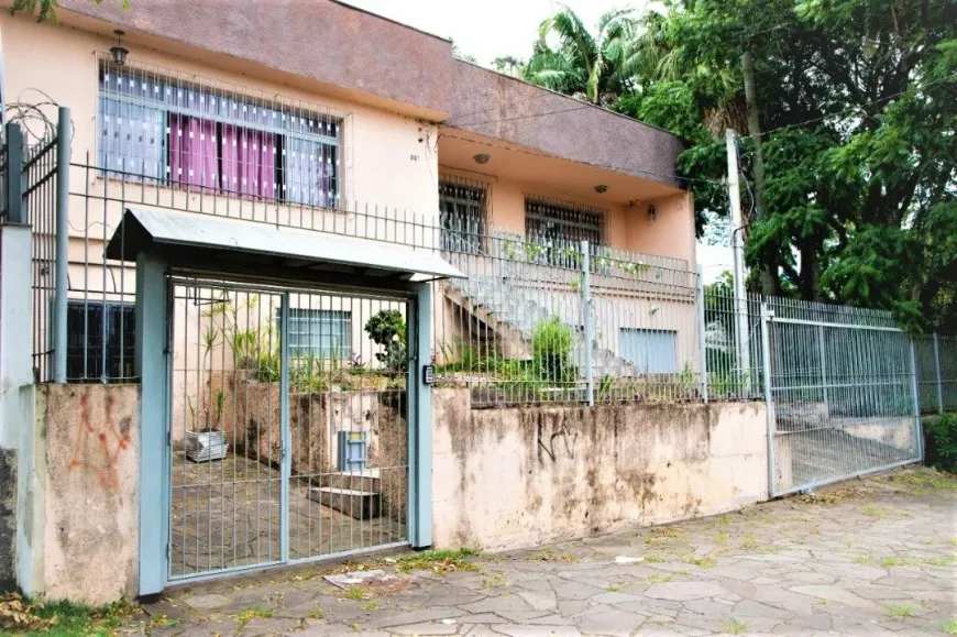 Foto 1 de Casa com 4 Quartos à venda, 422m² em Glória, Porto Alegre