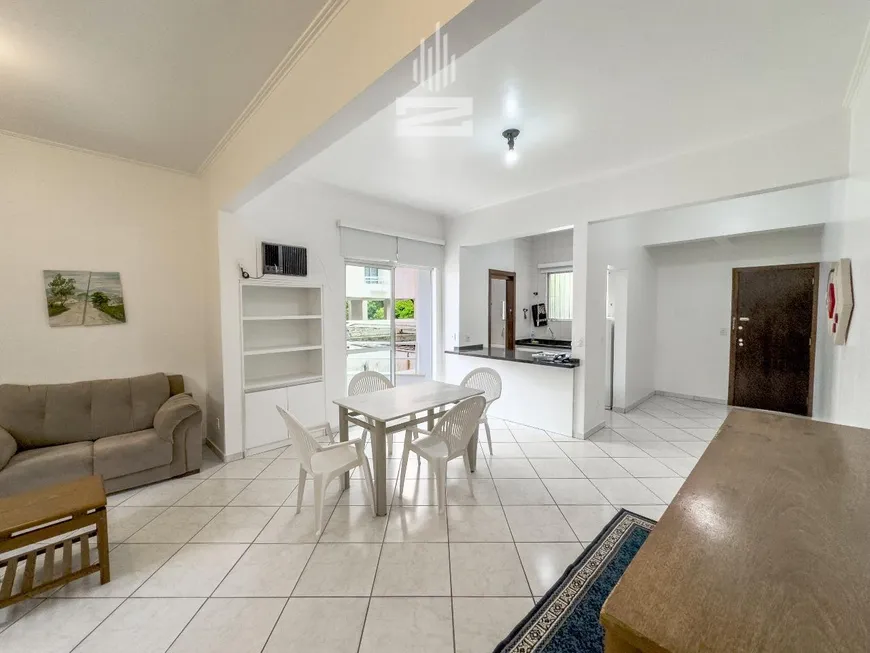 Foto 1 de Apartamento com 1 Quarto para alugar, 45m² em Victor Konder, Blumenau