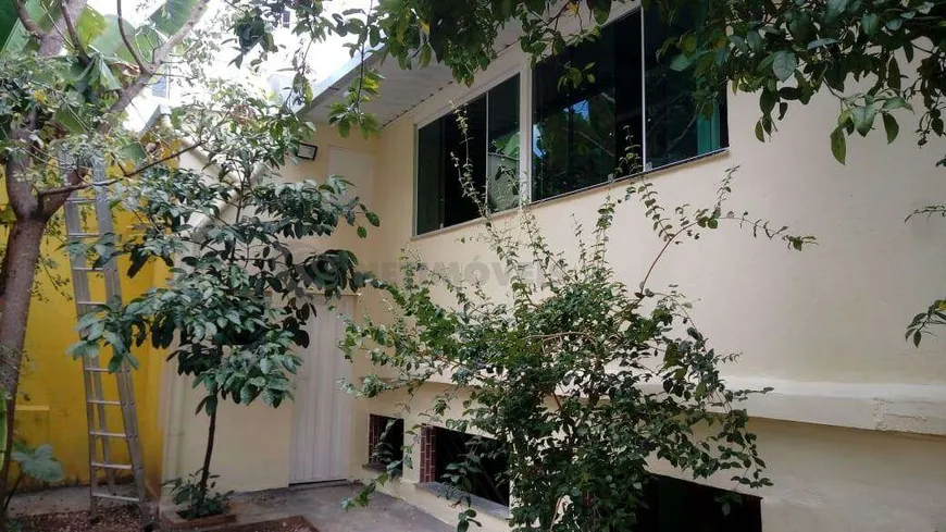 Foto 1 de Casa com 3 Quartos à venda, 160m² em Serra, Belo Horizonte