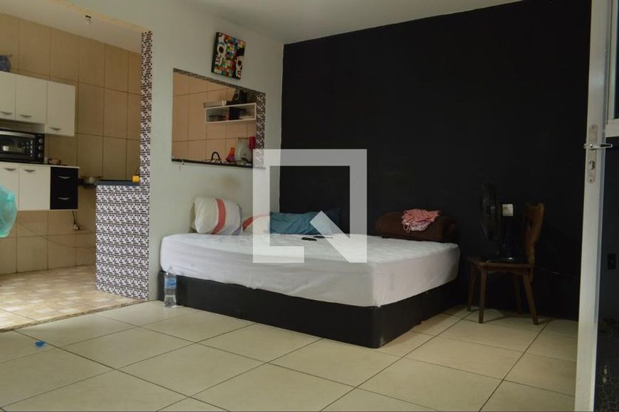 Foto 1 de Casa com 1 Quarto para alugar, 60m² em Taquara, Rio de Janeiro