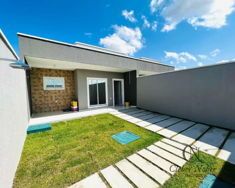 Foto 1 de Casa com 2 Quartos à venda, 80m² em Ancuri, Itaitinga
