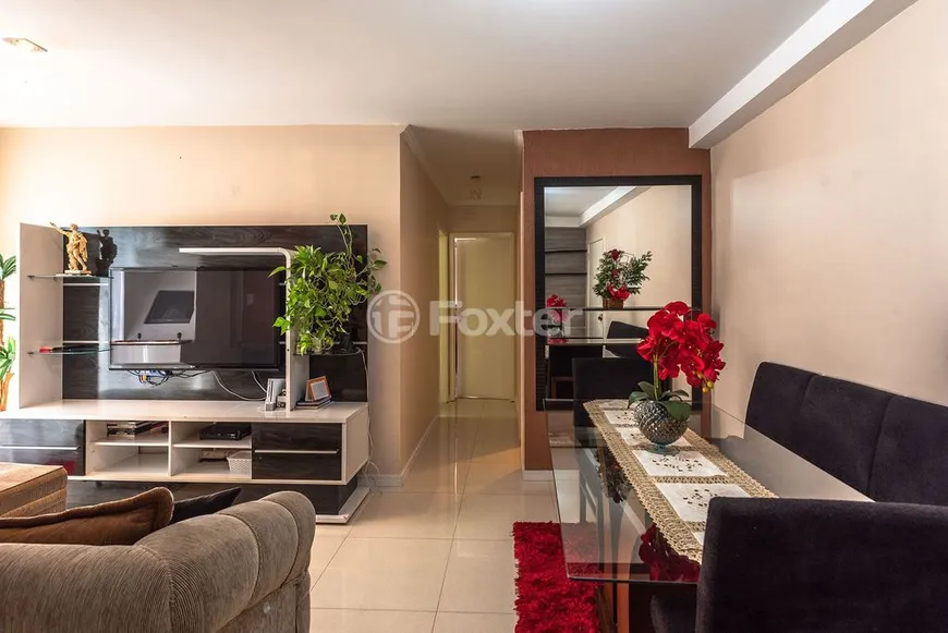 Foto 1 de Apartamento com 2 Quartos à venda, 64m² em Sarandi, Porto Alegre