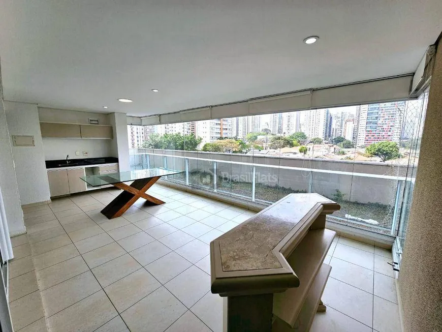 Foto 1 de Flat com 3 Quartos para alugar, 138m² em Brooklin, São Paulo