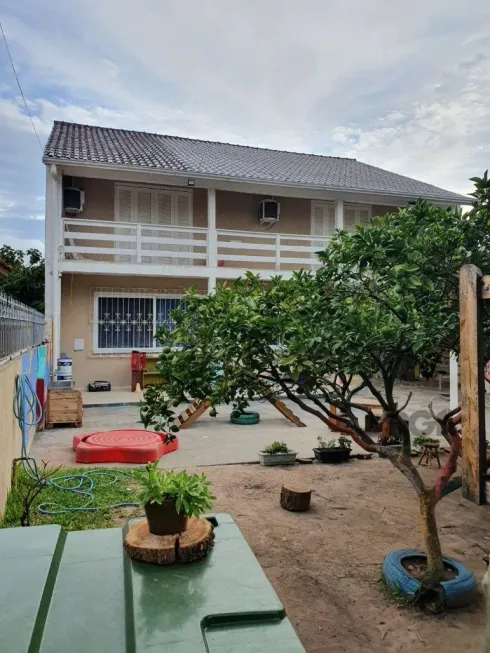 Foto 1 de Casa com 3 Quartos à venda, 241m² em Aberta dos Morros, Porto Alegre