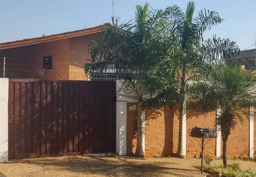 Foto 1 de Casa com 3 Quartos à venda, 232m² em Jardim Paraíso, Campinas