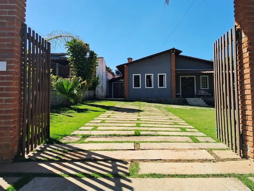 Foto 1 de Fazenda/Sítio com 3 Quartos à venda, 400m² em Ibiuna, Ibiúna