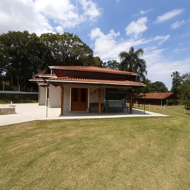 Foto 1 de Fazenda/Sítio com 6 Quartos à venda, 346m² em Curral, Ibiúna