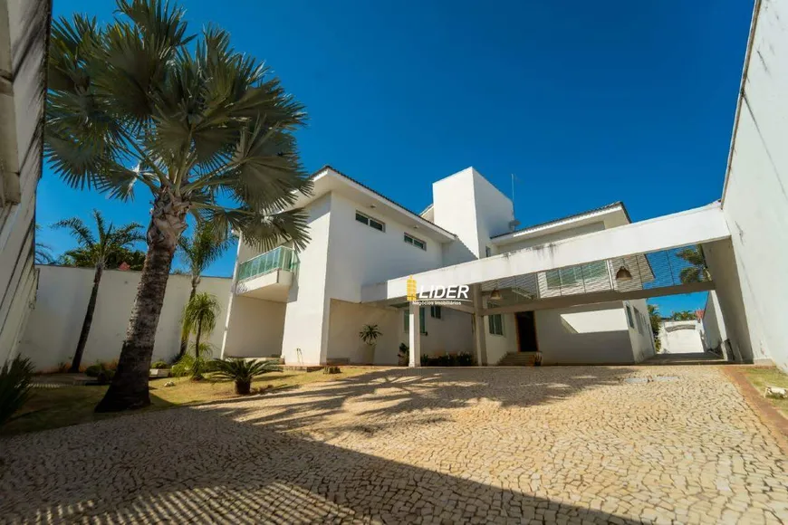 Foto 1 de Casa com 4 Quartos à venda, 500m² em Morada da Colina, Uberlândia