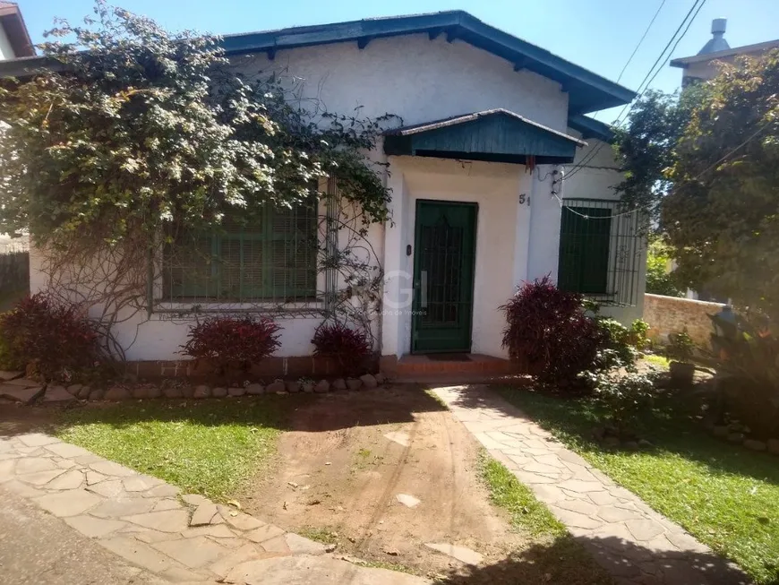 Foto 1 de Casa com 3 Quartos à venda, 301m² em Medianeira, Porto Alegre