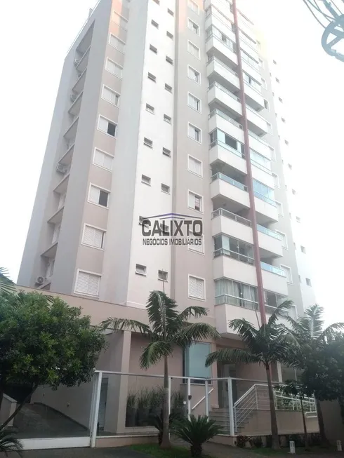 Foto 1 de Apartamento com 2 Quartos à venda, 74m² em Copacabana, Uberlândia