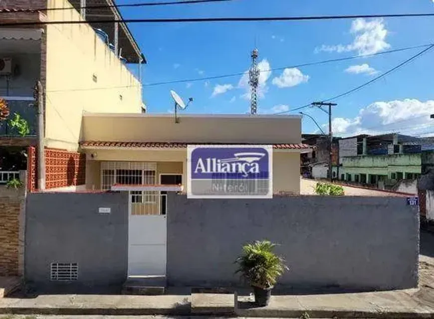 Foto 1 de Casa com 2 Quartos à venda, 110m² em Paraíso, São Gonçalo