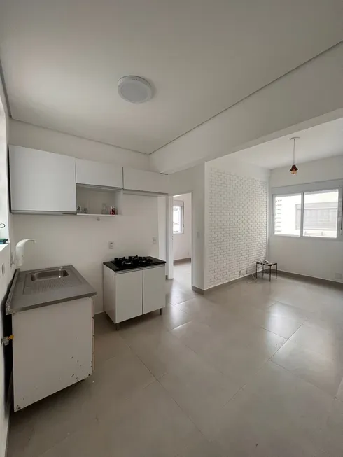 Foto 1 de Apartamento com 1 Quarto à venda, 34m² em Boqueirão, Santos