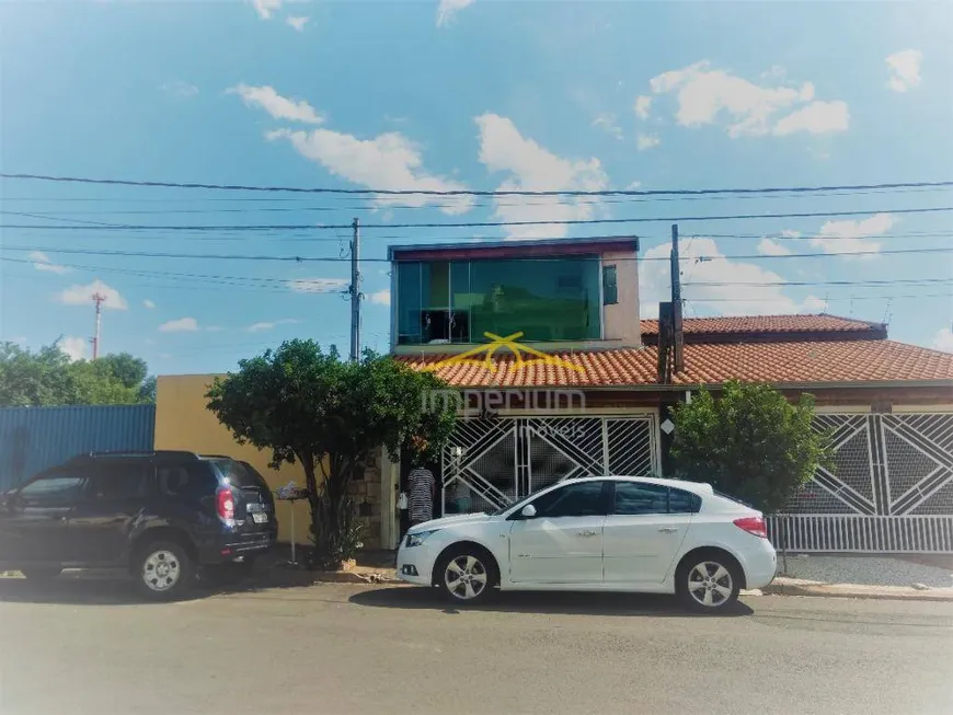 Foto 1 de Casa com 3 Quartos à venda, 225m² em Parque Residencial Jaguari, Americana
