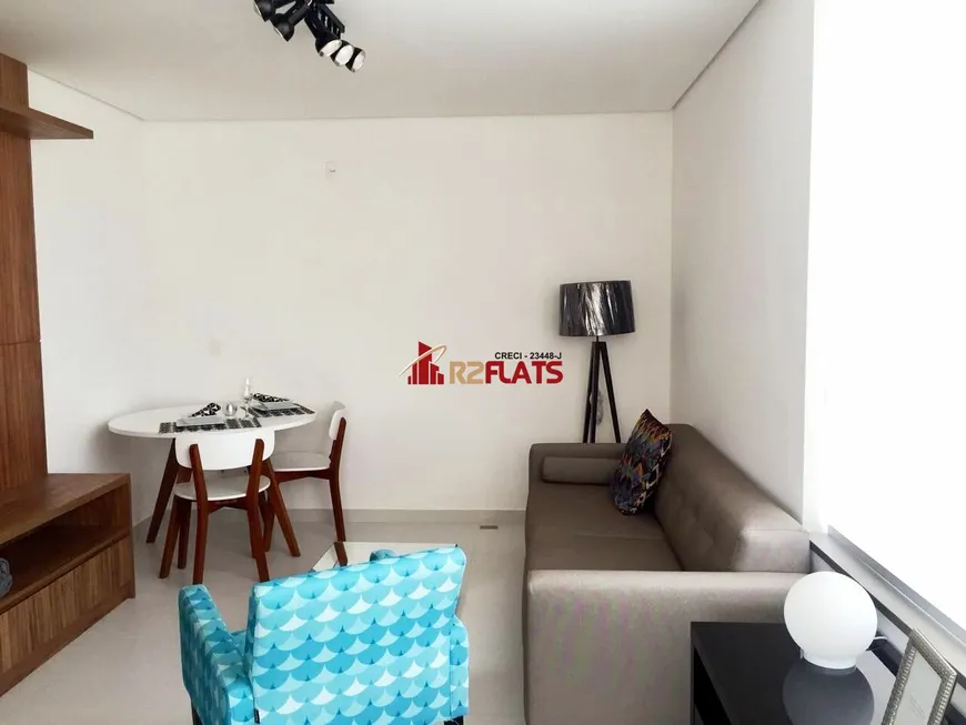 Foto 1 de Flat com 1 Quarto para alugar, 36m² em Vila Olímpia, São Paulo