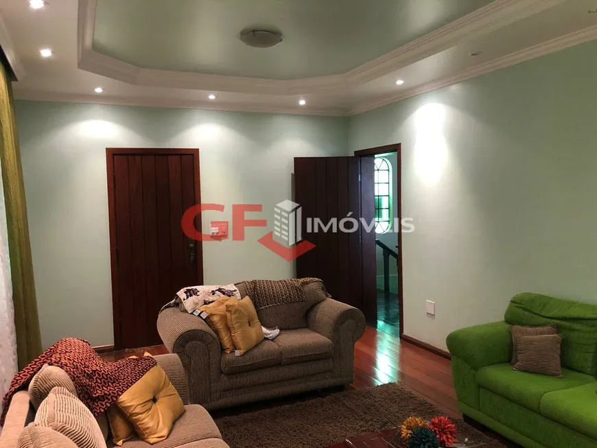 Foto 1 de Casa com 4 Quartos à venda, 281m² em Dona Clara, Belo Horizonte