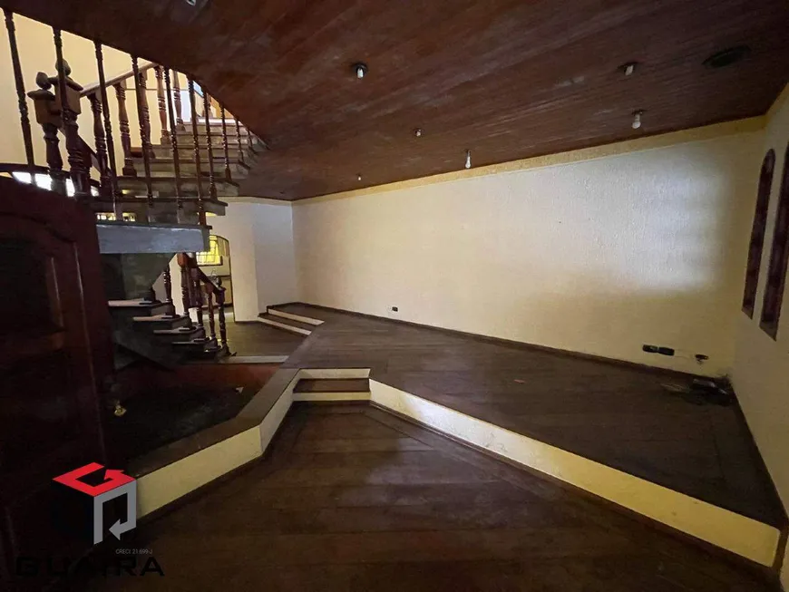 Foto 1 de Sobrado com 3 Quartos à venda, 140m² em Vila Homero Thon, Santo André