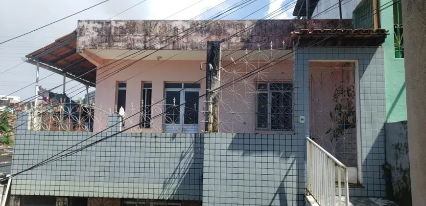 Foto 1 de Casa com 2 Quartos à venda, 75m² em Doron, Salvador