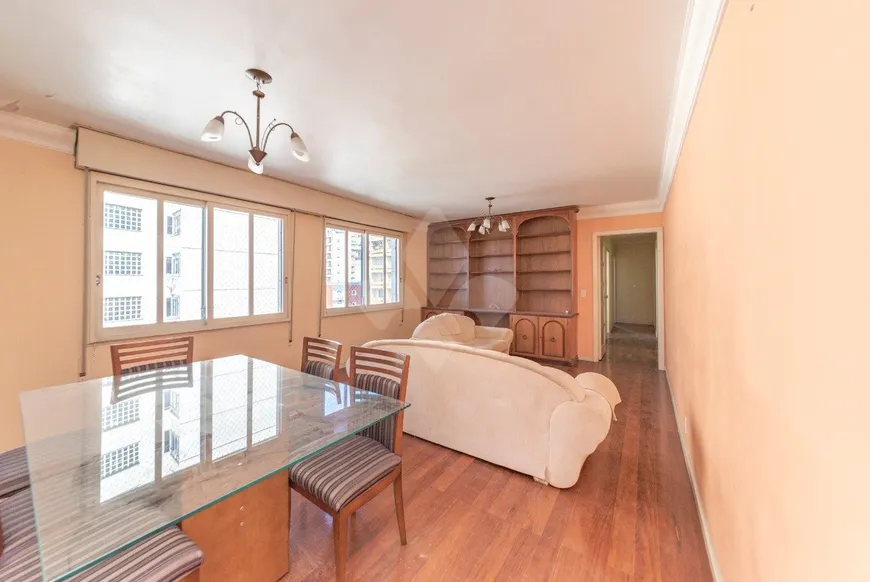 Foto 1 de Apartamento com 3 Quartos à venda, 133m² em Independência, Porto Alegre