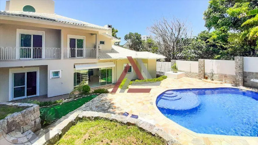 Foto 1 de Casa de Condomínio com 5 Quartos à venda, 336m² em Cacupé, Florianópolis