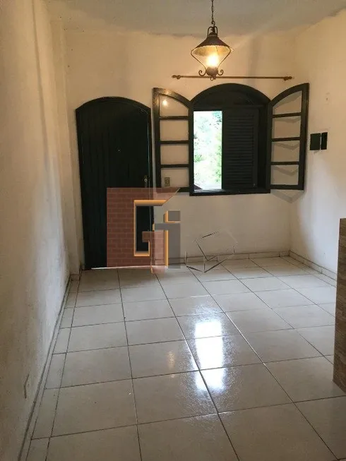 Foto 1 de Apartamento com 1 Quarto à venda, 35m² em Quissama, Petrópolis