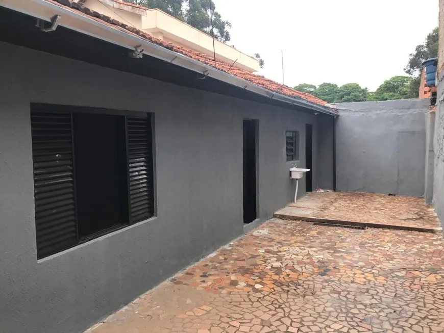 Foto 1 de Casa com 1 Quarto para alugar, 80m² em Vila Carrão, São Paulo