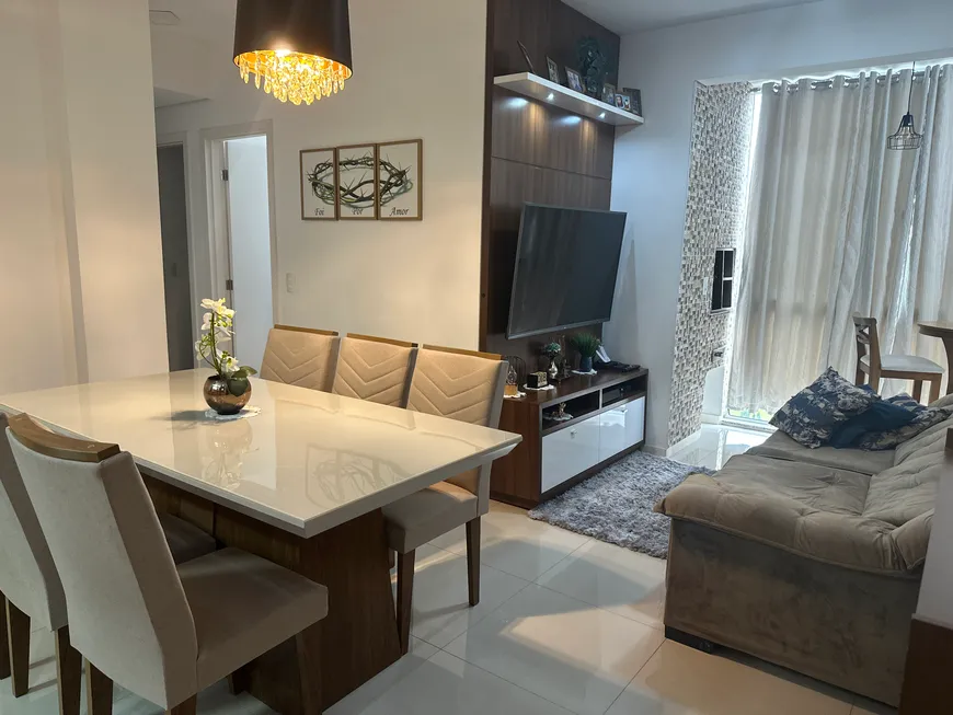 Foto 1 de Apartamento com 3 Quartos à venda, 71m² em Floresta, Joinville