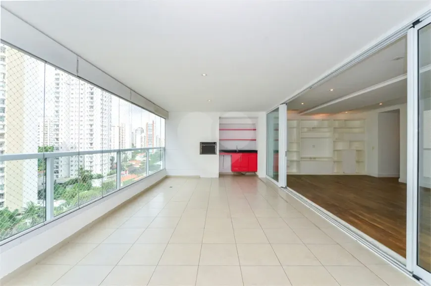 Foto 1 de Apartamento com 4 Quartos à venda, 222m² em Campo Belo, São Paulo