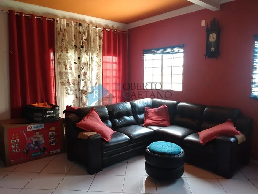 Foto 1 de Casa com 3 Quartos à venda, 220m² em Jardim Casa Branca, Betim