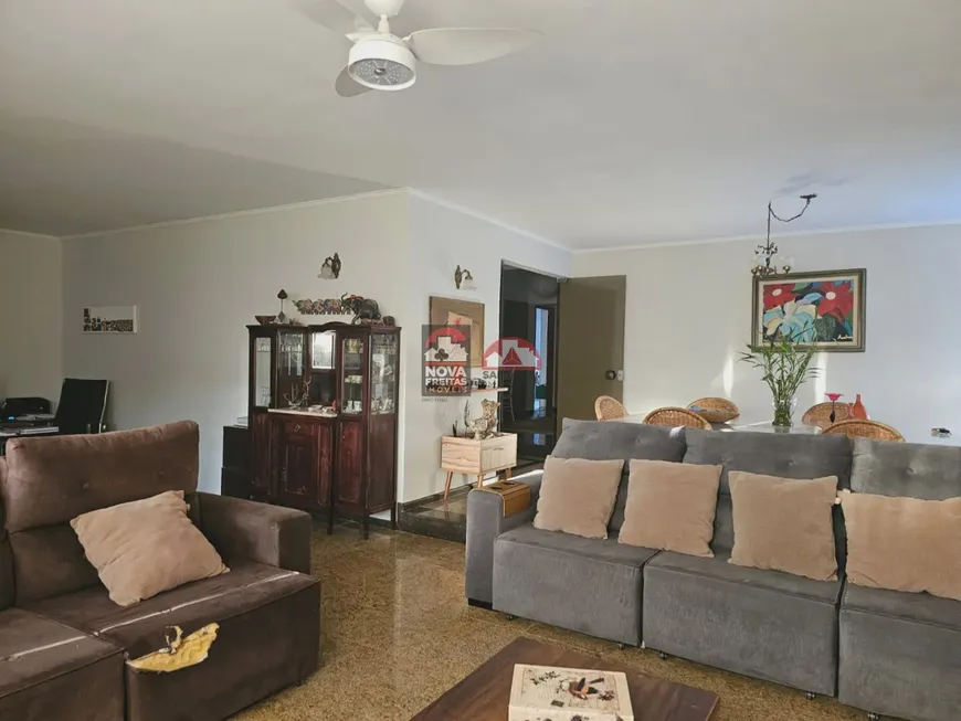 Foto 1 de Casa com 6 Quartos para alugar, 364m² em Jardim das Colinas, São José dos Campos